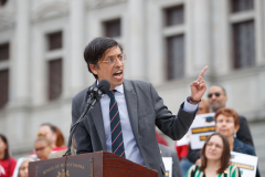 April 13, 2022: Senator Lindsey Williams Speaks at Toddlers to Tassels: A Rally to Fully & Fairly Fund Education.