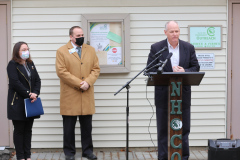 December 9, 2021 − Senator Lindsey M. Williams (D-Allegheny) joined representatives from Greater Pittsburgh Community Food Bank, North Hills Community Outreach, and other elected officials today for an announcement that food banks across Pennsylvania will receive $11.4 million through the COVID-19 Cold Storage Infrastructure Program (CSIP).