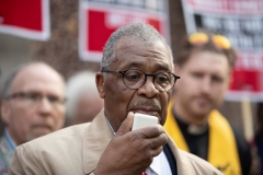 April 4, 2019 – Senator Lindsey Williams  stands with POWER Interfaith, UNITE HERE and other supporters of the Marriott hotel workers seeking better working conditions.