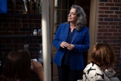 September 3, 2019: Elected officials work as servers for an hour to highlight the need for One Fair Wage