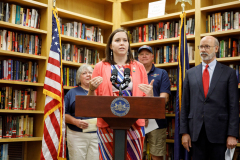 June 1, 2022: Senator Williams Joins Governor Wolf and Rep. Emily Kinkead at event supporting the American Rescue Plan funded PA Opportunity Program, which would send $2,000 checks to Pennsylvanians.