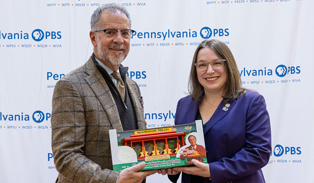 Sen. Lindsey Williams Receives PBS Good Neighbor Award